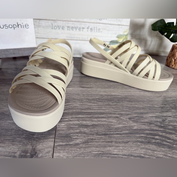 CROCS Lite Ride Brooklyn Foam Platform Wedge Strappy Sandal in Bone. Size 7 NWOT - Picture 3 of 11